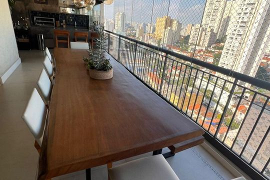 Varanda de apartamento à venda com 3 quartos, 195m² em Aclimação, São Paulo