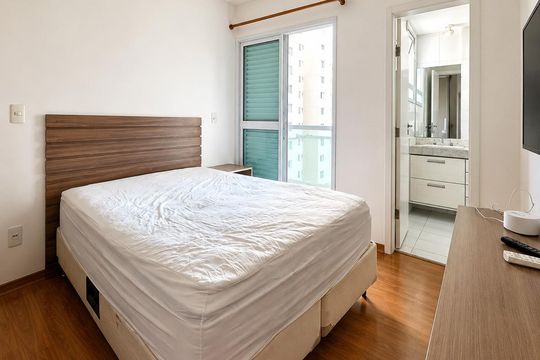 Suíte de apartamento para alugar com 2 quartos, 81m² em Jardim das Colinas, São José dos Campos