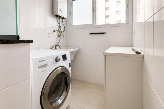 Lavanderia de apartamento para alugar com 2 quartos, 81m² em Jardim das Colinas, São José dos Campos