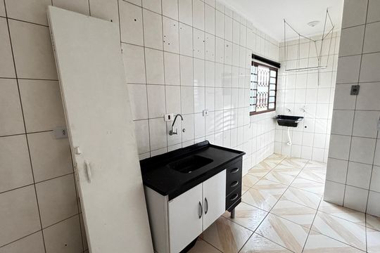 Cozinha de apartamento para alugar com 1 quarto, 38m² em Cidade São Jorge, Santo André