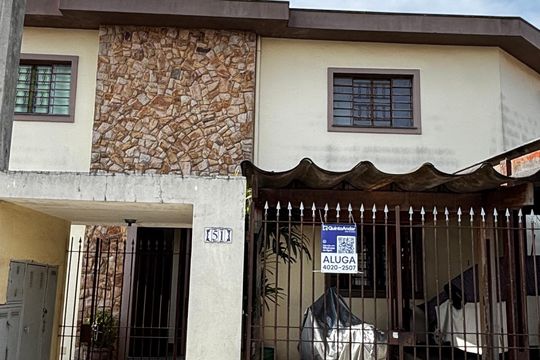 Fachada de apartamento para alugar com 1 quarto, 38m² em Cidade São Jorge, Santo André