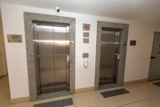 HALL DOS ELEVADORES de apartamento à venda com 3 quartos, 70m² em Jardim Chapadão, Campinas