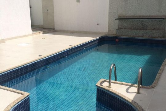 Área comum - Piscina de casa à venda com 4 quartos, 480m² em Residencial Granville, Goiânia