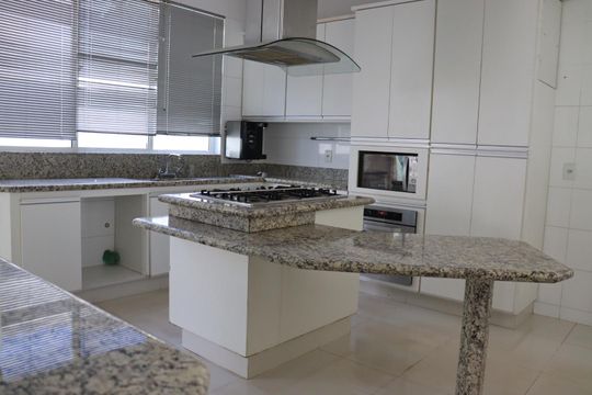 Cozinha de casa à venda com 4 quartos, 480m² em Residencial Granville, Goiânia