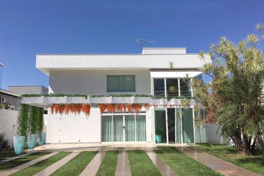 Casa à venda com 4 quartos, 480m² em Residencial Granville, Goiânia