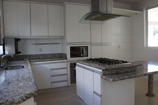 Cozinha de casa à venda com 4 quartos, 480m² em Residencial Granville, Goiânia