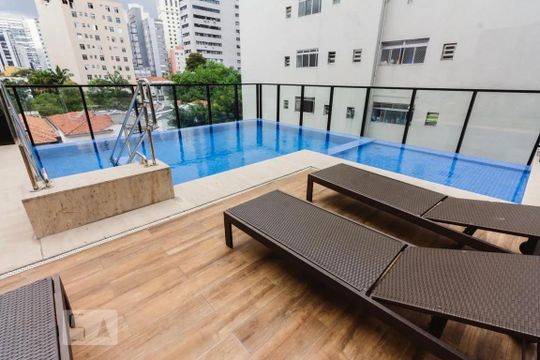 Piscina de apartamento à venda com 2 quartos, 174m² em Pacaembu, São Paulo
