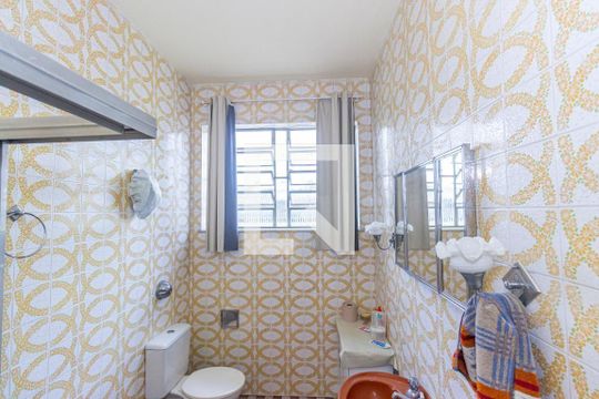 Banheiro de casa à venda com 3 quartos, 182m² em Praça Seca, Rio de Janeiro