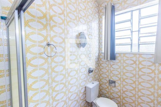 Banheiro de casa à venda com 3 quartos, 182m² em Praça Seca, Rio de Janeiro
