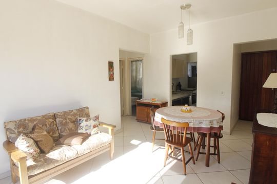 Sala de apartamento para alugar com 2 quartos, 75m² em Vila Nova, Cabo Frio