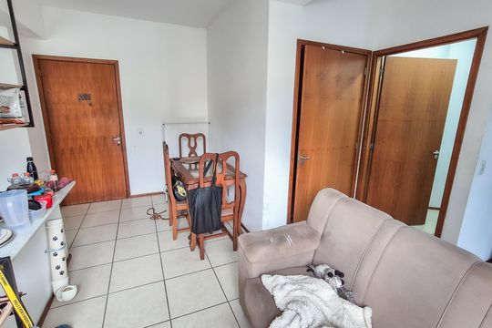 Sala de apartamento à venda com 1 quarto, 50m² em Irajá, Rio de Janeiro