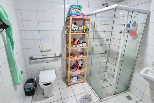 Banheiro social de apartamento à venda com 1 quarto, 50m² em Irajá, Rio de Janeiro