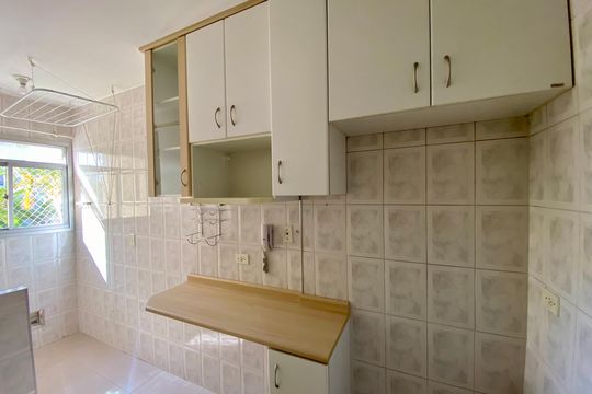 Cozinha de apartamento para alugar com 2 quartos, 54m² em Macedo, Guarulhos