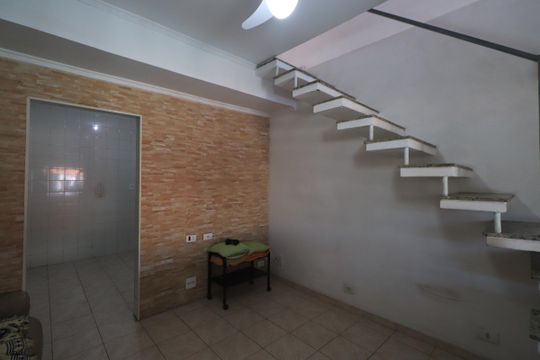 Casa à venda com 3 quartos, 147m² em Vila Carrão, São Paulo