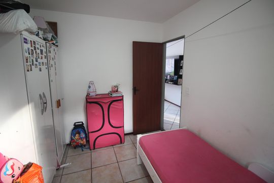 Quarto 2 de apartamento à venda com 2 quartos, 48m² em Camargos, Belo Horizonte