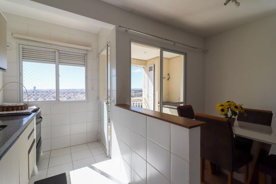Cozinha de apartamento para alugar com 2 quartos, 66m² em Ponte Preta, Campinas