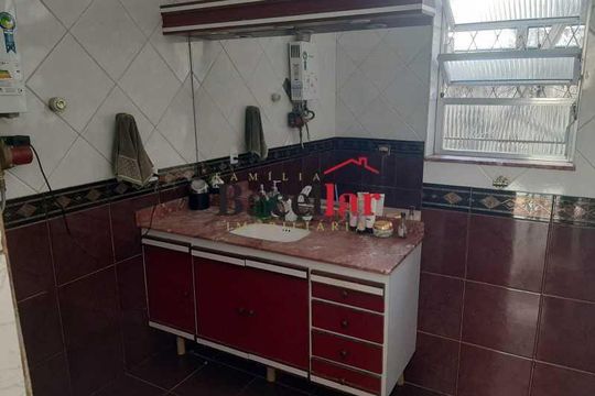 Casa à venda com 3 quartos, 240m² em Riachuelo, Rio de Janeiro