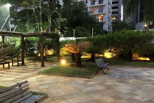 Apartamento à venda com 3 quartos, 200m² em Itaim Bibi, São Paulo
