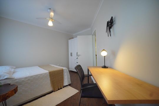 Quarto de apartamento para alugar com 1 quarto, 60m² em Canasvieiras, Florianópolis