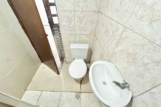 Banheiro de casa para alugar com 1 quarto, 150m² em Jardim Paraíso, São Paulo