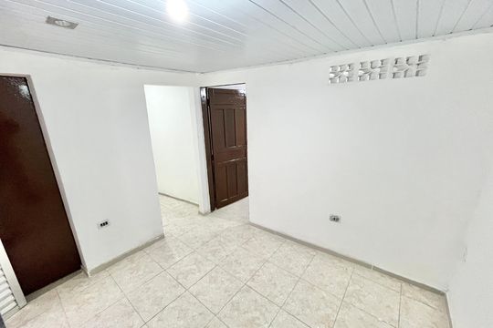 Sala/Cozinha de casa para alugar com 1 quarto, 150m² em Jardim Paraíso, São Paulo
