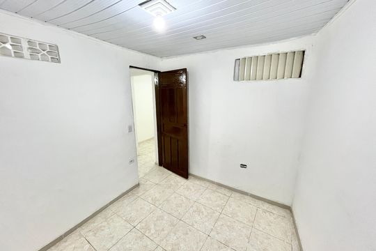 Quarto de casa para alugar com 1 quarto, 150m² em Jardim Paraíso, São Paulo