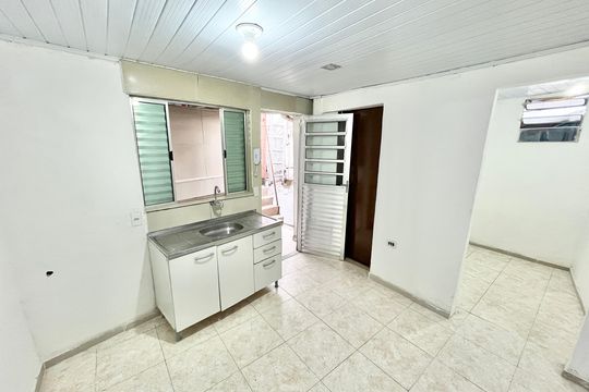 Casa para alugar com 1 quarto, 150m² em Jardim Paraíso, São Paulo
