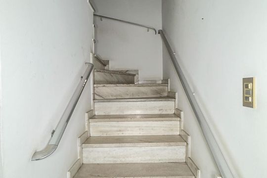 Escada de casa à venda com 3 quartos, 200m² em Vila Cordeiro, São Paulo