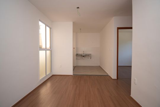 Apartamento à venda com 2 quartos, 45m² em Praia, Contagem