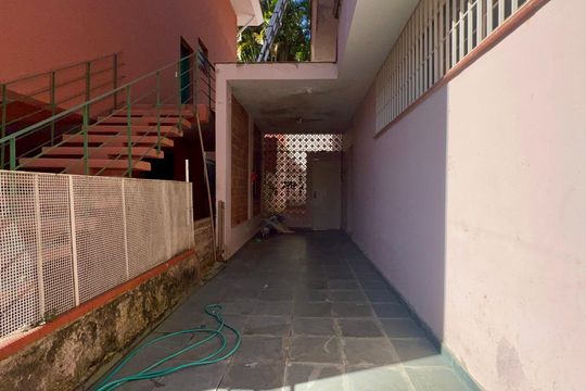 Garagem de casa à venda com 3 quartos, 211m² em Sumaré, São Paulo
