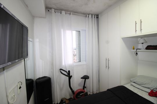 Quarto 2 de apartamento para alugar com 2 quartos, 48m² em Jardim das Oliveiras, São Paulo