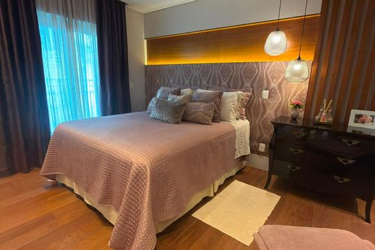 Apartamento à venda com 4 quartos, 205m² em Chora Menino, São Paulo