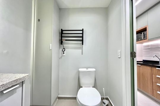 Banheiro de kitnet/studio à venda com 1 quarto, 25m² em Vila da Saúde, São Paulo