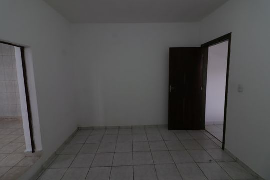 Quarto 2 de casa para alugar com 2 quartos, 196m² em Vila Yolanda, Osasco