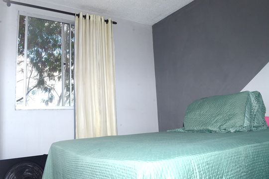 Quarto 1 de apartamento para alugar com 2 quartos, 43m² em Vista do Sol, Belo Horizonte