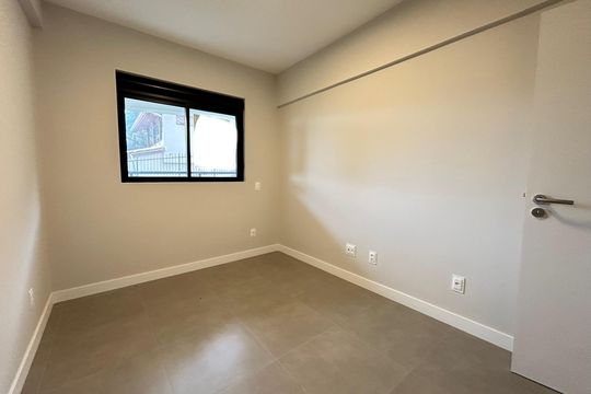 Quarto 1 de apartamento para alugar com 3 quartos, 99m² em Saco Grande, Florianópolis