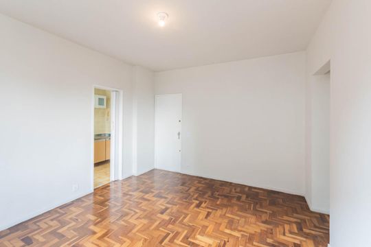 Sala de apartamento à venda com 1 quarto, 56m² em Tijuca, Rio de Janeiro