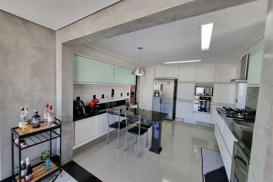 Cozinha de apartamento à venda com 4 quartos, 163m² em Santa Teresinha, São Paulo