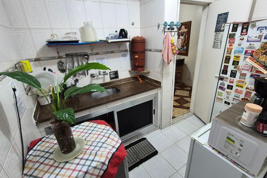 Cozinha de apartamento à venda com 3 quartos, 92m² em Copacabana, Rio de Janeiro
