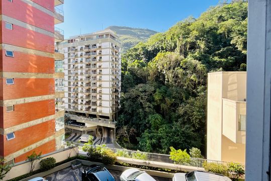 Vista da Varanda do Quarto de apartamento à venda com 3 quartos, 92m² em Copacabana, Rio de Janeiro