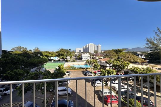 Varanda de apartamento para alugar com 2 quartos, 58m² em Barra da Tijuca, Rio de Janeiro