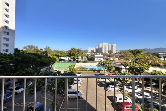 Varanda de apartamento para alugar com 2 quartos, 58m² em Barra da Tijuca, Rio de Janeiro