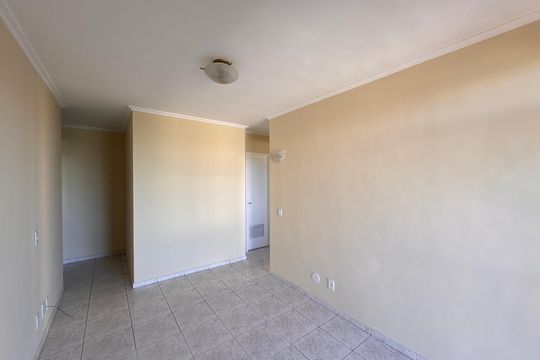 Sala de apartamento para alugar com 2 quartos, 58m² em Barra da Tijuca, Rio de Janeiro
