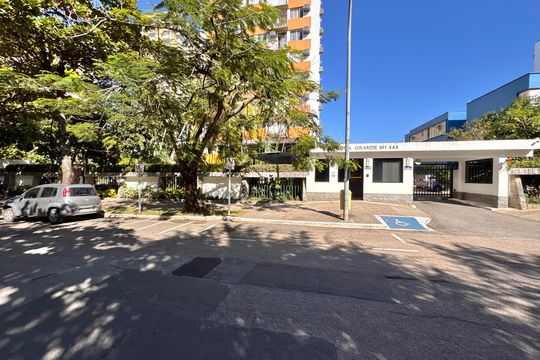 Fachada de apartamento para alugar com 2 quartos, 58m² em Barra da Tijuca, Rio de Janeiro