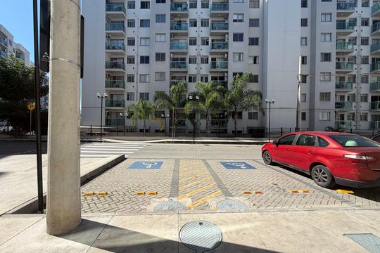 Quarto 1 - Vista de apartamento para alugar com 2 quartos, 48m² em Pechincha, Rio de Janeiro