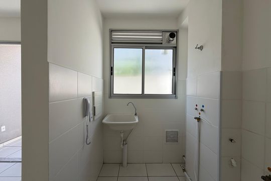 Área de serviço  de apartamento para alugar com 2 quartos, 48m² em Pechincha, Rio de Janeiro