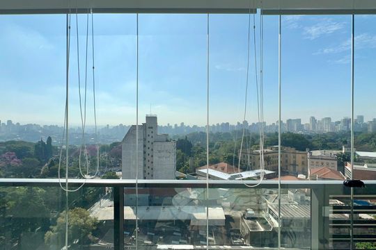 Varanda de kitnet/studio para alugar com 1 quarto, 26m² em Pinheiros, São Paulo