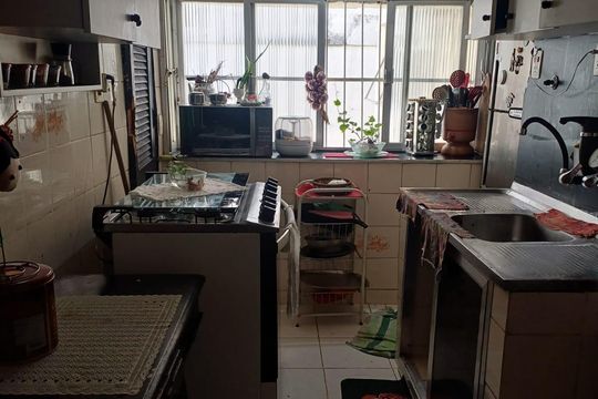 Cozinha de casa de condomínio à venda com 3 quartos, 250m² em Copacabana, Rio de Janeiro