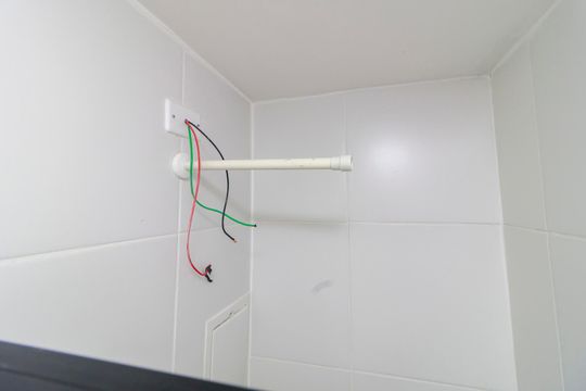 Banheiro de apartamento para alugar com 2 quartos, 32m² em Jardim Caravelas, São Paulo