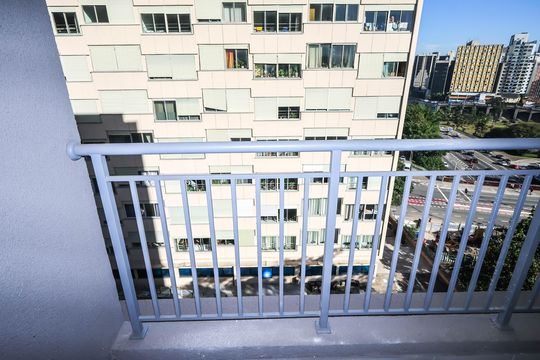 Varanda de kitnet/studio para alugar com 1 quarto, 28m² em Liberdade, São Paulo